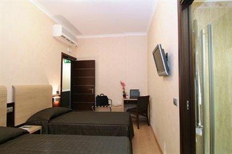 Eh Suites Rome Airport Euro House Hotels Fiumicino Exterior foto