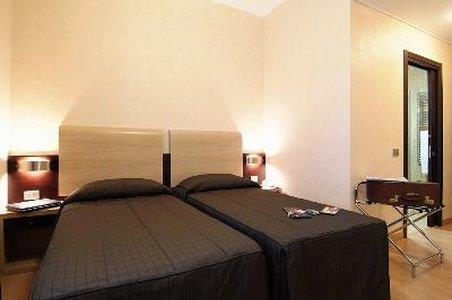 Eh Suites Rome Airport Euro House Hotels Fiumicino Exterior foto