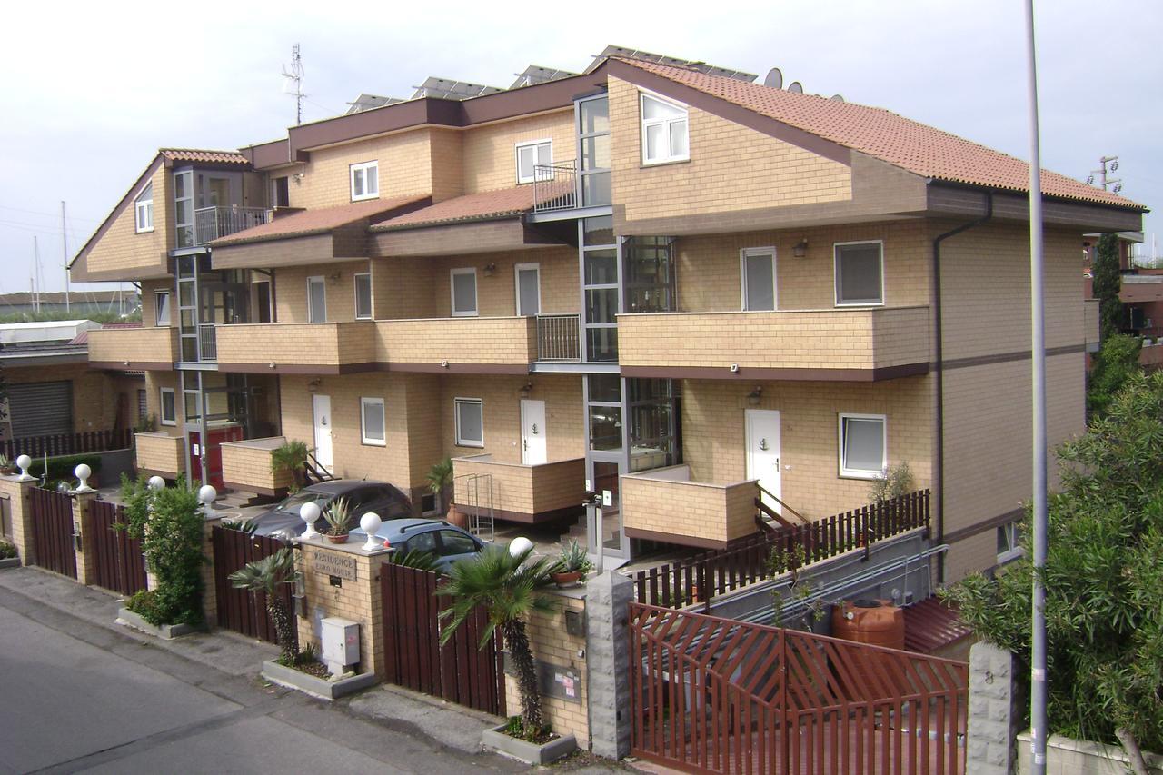 Eh Suites Rome Airport Euro House Hotels Fiumicino Exterior foto